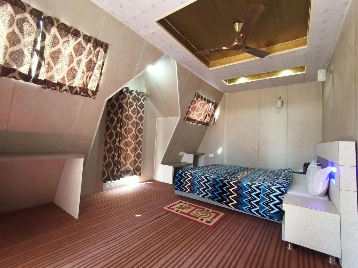 Ghughuti Resort Lansdowne ランズドーン エクステリア 写真
